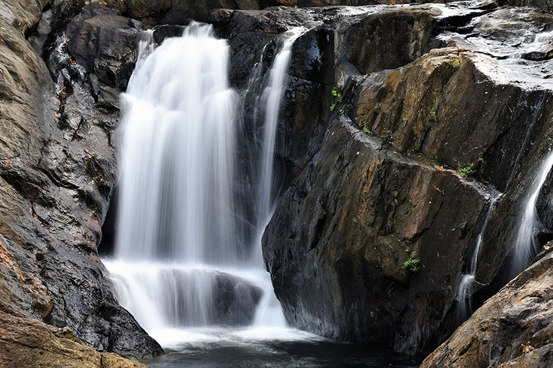 Khlong Nonsi Waterfall 