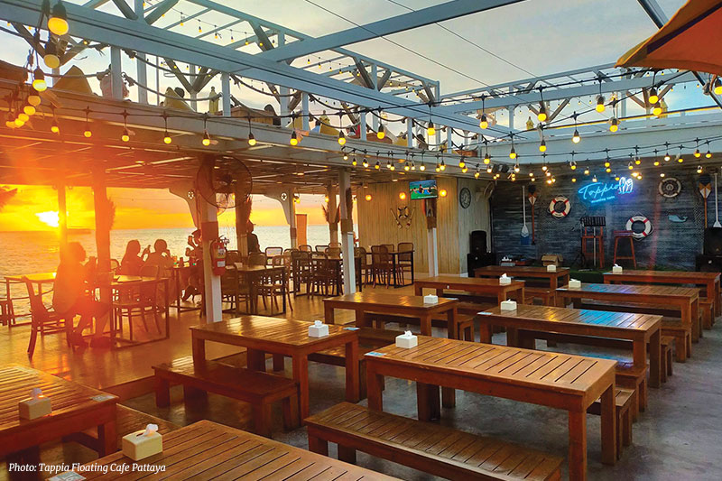 Tappia Floating Cafe Pattaya