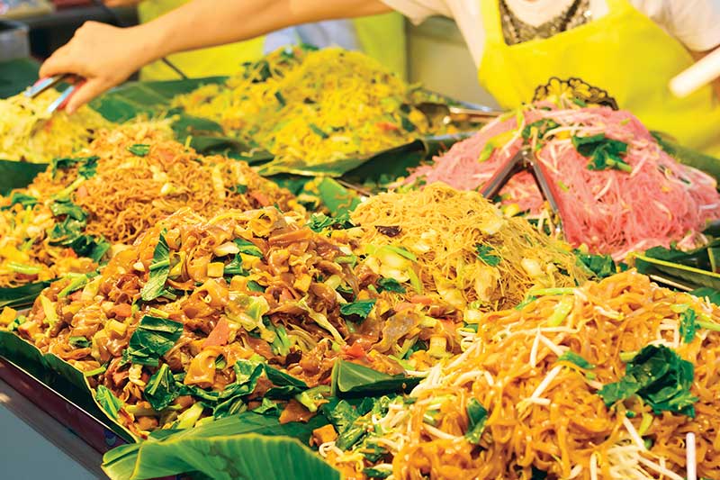 Classic Thai- Chinese meat-free delicacies up on display