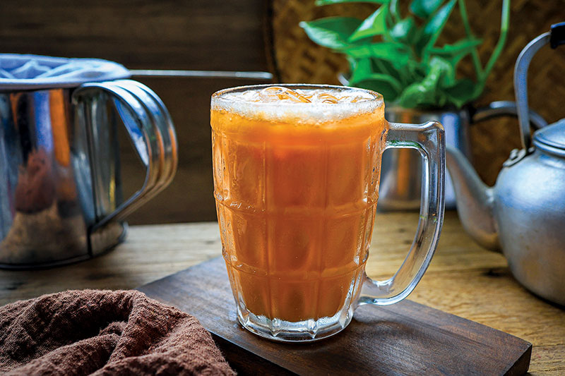 Thailand’s favourite drink — Cha Yen or iced tea with milk