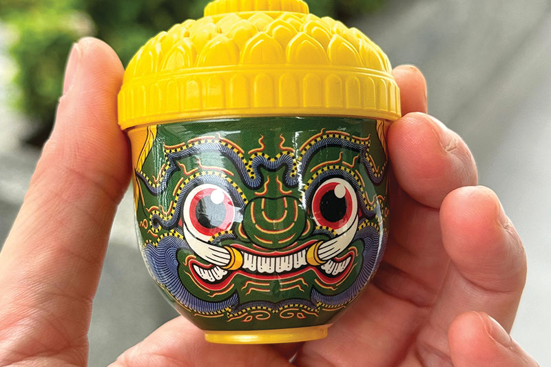 Inhaler in a Ramayana