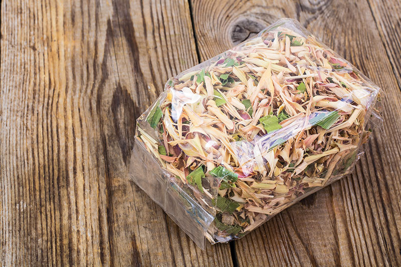 Dried lemongrass and kaffir lime leaves for authentic seasoning