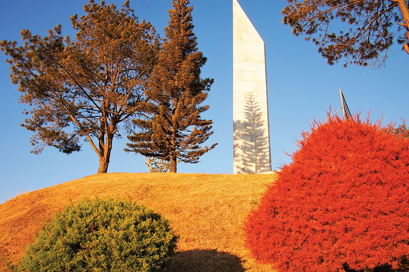 <br />
Khao Kho<br />
Sacrifice Memorial