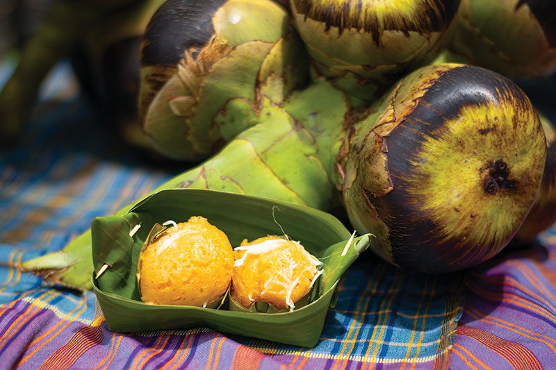 Toddy Palm Cake, Phetchaburi | Fah Thai Magazine, Inflight Magazine of Bangkok Airways