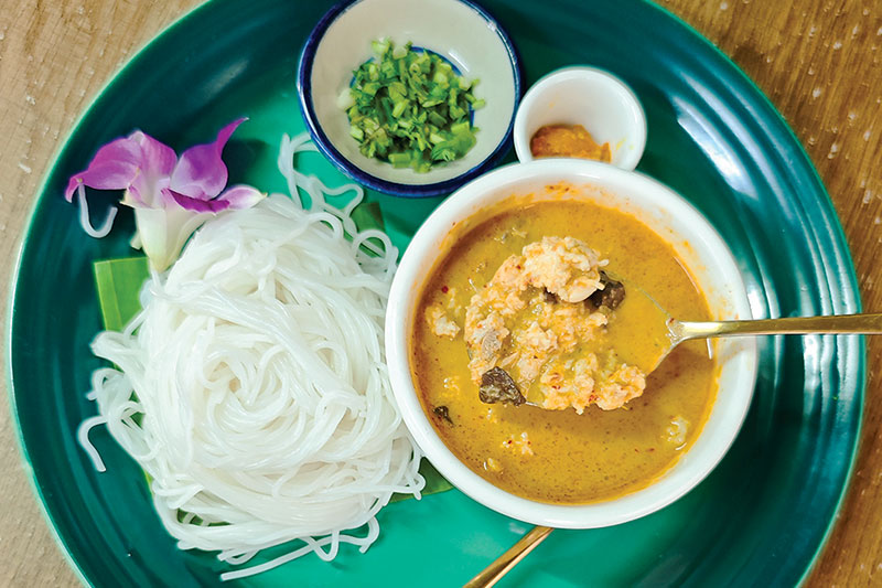Khanom Jeen Portuguese-style at Baan Sakulthong