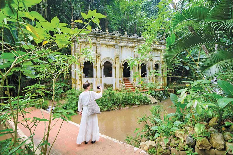 Wat Pha LatChiang Mai, Thailand | Fah Thai Magazine, Inflight Magazine of Bangkok Airways
